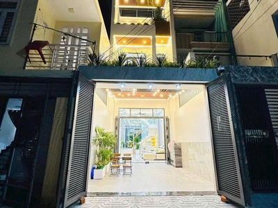 Nhà siêu phẩm 4x20m đường 8m thông, full nội thất cao cấp 0