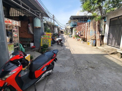 Bán dãy trọ ngay chợ bình thành bình tân hẻm 8m xe hơi ngủ nhà 83m2-2 tầng nhỉnh 4 tỷ 1