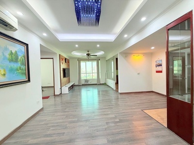 Bán chung cư thành thái cầu giấy 126m 3 ngủ 2 wc giá 11,5 tỷ 1