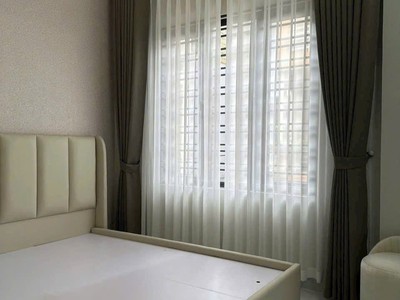 Bán nhà 4 tầng căn góc ngõ phố Nguyễn Hữu Cầu, ph Ngọc Châu, TP HD, 4 ngủ, đường to 9