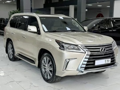Bán Lexus LX570 sản xuất 2016, màu vàng cát cực đẹp. 1