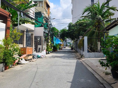 Đất 6x34m hẻm xe hơi Đường Phú Thuận Q7. XD cao tầng 3