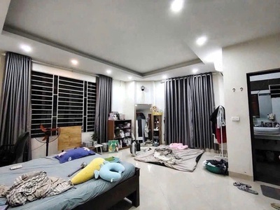 Hoàng Hoa Thám 5 tầng LÔ GÓC NỞ HẬU  - Mặt tiền to đẹp 5.6M - ngõ rộng thoáng 2