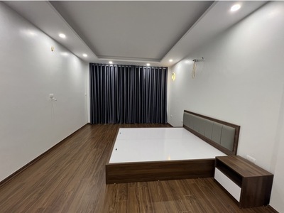 Bán nhà phúc đồng long biên,oto tránh,thang máy,vỉa hè,45m nhỉnh 13 tỷ 2