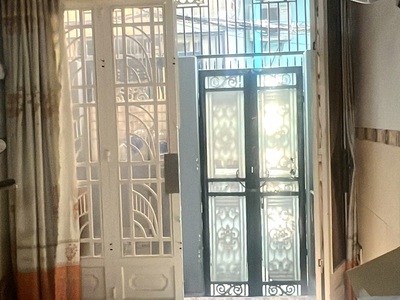 Nhà 4 tầng nở hậu l 7.2m 2 mặt hẻm thông ba đình p8q8. giá: 10 tỷ 4