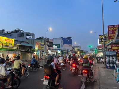 Bán nhà măt tiền nguyễn oanh, gò vấp, 106m2, 2pn,11 tỷ 1