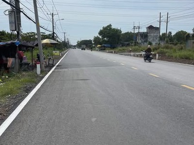 Bán đất mặt tiền 8000m giá 12 triệu/m2 đường tỉnh lộ 15 1