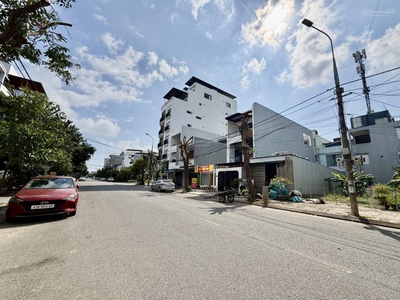 Bán nhanh lô đất gần cổng chính đh fpt - đường 7.5m - 153m chỉ nhỉnh 5 tỷ 1