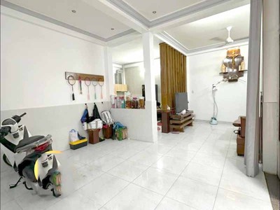 Nhà đẹp 3 tầng 64m  ngang 8m   3pn sát kdc hồng long, ql13 chỉ giá 5.4 tỷ 4