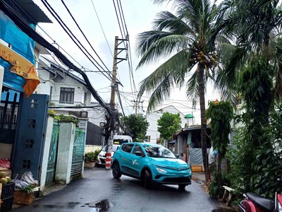 Nhà đẹp 3 tầng 64m  ngang 8m   3pn sát kdc hồng long, ql13 chỉ giá 5.4 tỷ 1