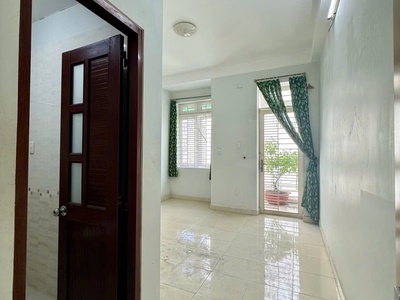 Bán gấp - nhà chính chủ - bình thạnh - hoàng hoa thám - nhà 4 tầng - btct - 4pn lớn - 2 sân thượng 4