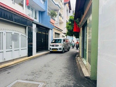 Cơ hội hiếm phú nhuận: bán nhà 4 tầng   ngang khủng 4.7m   hẻm xe tải 4