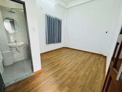 Cơ hội hiếm phú nhuận: bán nhà 4 tầng   ngang khủng 4.7m   hẻm xe tải 2