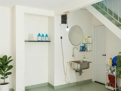 Nhà lô góc mặt tiền quận 3 - cách mạng tháng tám - 43 m2 - cho thuê 600 tr - 11.2 tỷ 1