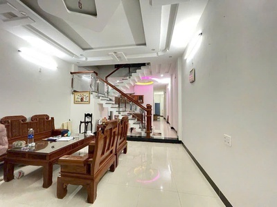 Bán nhà 3 tầng đường 7m5 - khu đô thị sinh thái ven sông hoà xuân, kinh doanh cực đỉnh. 0