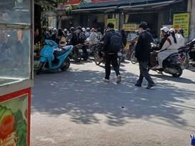 Sang nhượng quán - vị trí vàng gần đh kinh doanh công nghệ 1