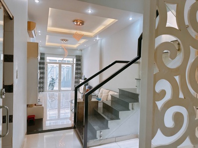 Nhà cho thuê hẻm cụt an ninh   trệt   2 lầu   sân thượng   ngô gia tự, q10. 1