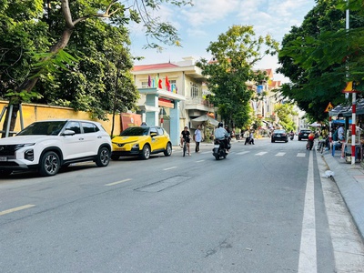 Mặt đường Phạm Phú Thứ khu 97 Bạch Đằng - 93m2 - ngang 5,7m - 4,5 tầng - gá 15,8 tỷ 0