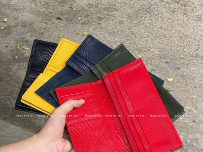 Xưởng sản xuất đồ da thật chuyên dòng phụ kiện nam sẵn kho 7