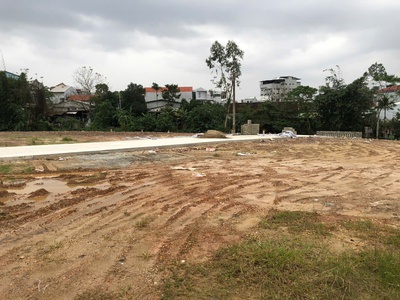 Phùng quán mở rộng 10m lô đẹp view hồ, giá rẻ nhất giai đoạn 1