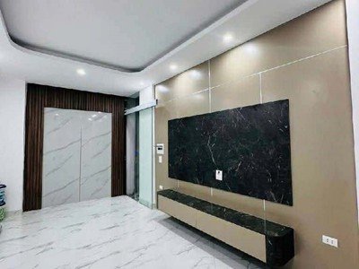 Bán nhà thông phố Láng Trung 35m2 5T thang máy Ngõ nông 30m ra ô tô tránh Nhà mới đẹp 0