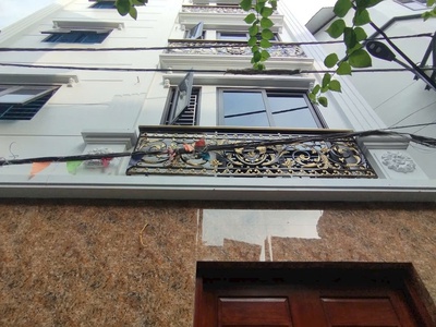 Nhà mới 6 tầng - lô góc siêu thoáng - có thang máy - lai xá, kim chung - kinh doạn cực tiện 0