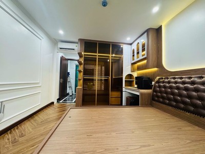 Bán nhà đại la thang máy gần phố 2