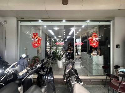 Mặt phố quỳnh mai lô góc 2 thoáng ô tô cửa kinh doanh chỉnh nhỉnh 18 tỷ 0