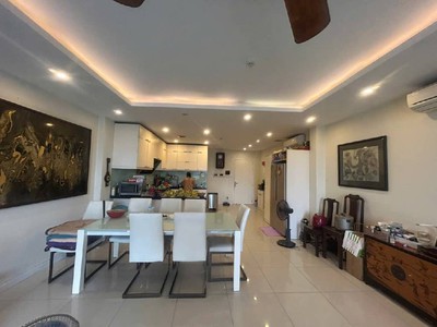 Mặt phố quỳnh mai lô góc 2 thoáng ô tô cửa kinh doanh chỉnh nhỉnh 18 tỷ 2