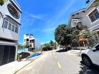 Bán 1 cặp đất đẹp xuất sắc đường hoà phú 26, khu e kim long 2