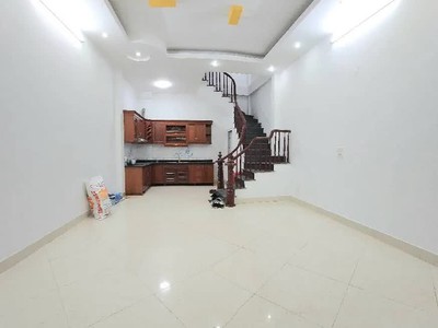 Bán nhà nguyễn phúc lai 36m2. 5 tầng. mặt tiền 4.6m. giá 12.2 tỷ đống đa 0