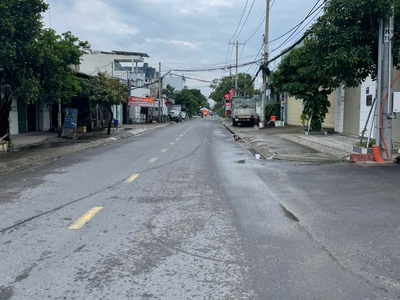 Bán đất 20x54m giá 25 tỷ đường tây bắc lân 2, bà điểm 1