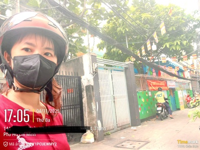 -- bán nhà căp 4- đ. đoàn văn bơ- mua 1 được 2 ngang nở hậu lớn- đi tôn đản, xóm chiếu, nguyễn tất 0