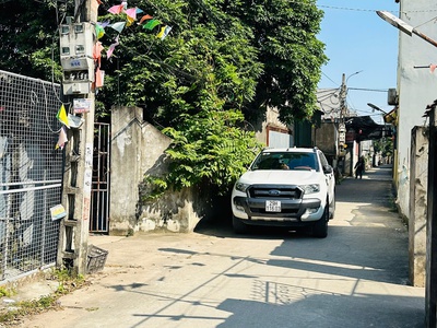 B.án mảnh đất đường ô tô tải tránh gần chợ - gần 65m - ô tô tránh - kinh doanh - mê linh hà nội - 0