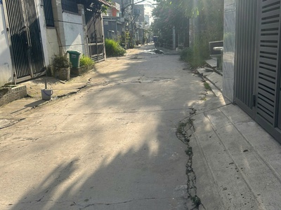 Bán nhà gần hà huy giáp q.12: 70m2, 3 tầng, 4pn, sổ hồng trao tay, giá hời chỉ hơn 4 tỷ - cơ hội an 0