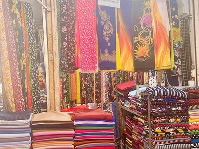 Cần bán gấp cửa hàng vải thời trang cao cấp thuận phú cả quầy cả vải 2