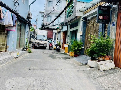 Bán nhà 2 tầng hẻm 4m ô tô bùi quang là, gò vấp gần emart, giá chỉ 3 tỷ 68 2