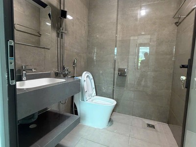 Bán căn nhà góc 3 tầng ngõ phố Hồ Xuân Hương, phường Hải Dương, Tây HP, 45m2, 3 ngủ 2