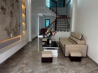 Bán căn nhà góc 3 tầng ngõ phố Hồ Xuân Hương, phường Hải Dương, Tây HP, 45m2, 3 ngủ 4