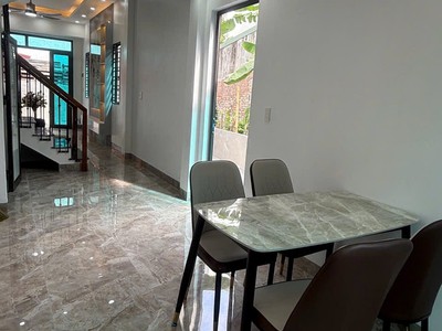 Bán căn nhà góc 3 tầng ngõ phố Hồ Xuân Hương, phường Hải Dương, Tây HP, 45m2, 3 ngủ 5