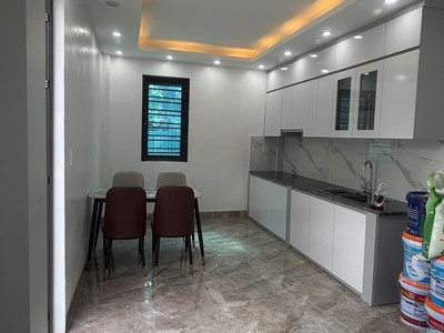 Bán căn nhà góc 3 tầng ngõ phố Hồ Xuân Hương, phường Hải Dương, Tây HP, 45m2, 3 ngủ 6