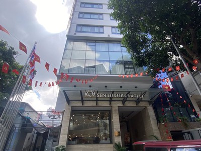 Khách Sạn Đỗ Quang 200M2 10 Tầng Hoàn Công 42 Phòng PCCC Đầy Đủ 80 Tỷ 0