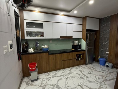 Cực Hiếm Lê Văn Hưu 6 TẦNG Mặt Tiền 6M 8.8 Tỷ Gần Phố Ngõ Rộng Thoáng 6