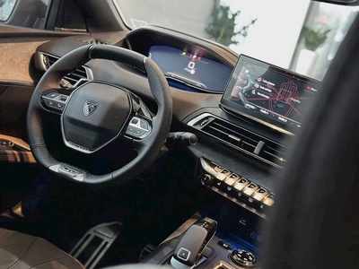 Peugeot 3008 Premium Red Sensation phối màu quyến rũ nhất của dòng 3008 1