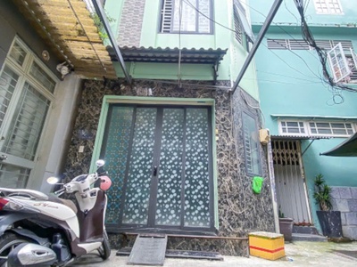 Chính chủ cần bán gấp nhà đẹp tại Hoà Hưng   Cách Mạng Tháng 8, vị trí cực hiếm có nhà rao bán. 0