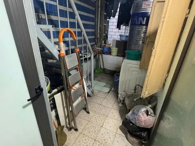 Hàng đầu tư : lô góc - sổ đỏ riêng - dân xây bền chắc. bán nhà đống đa 2