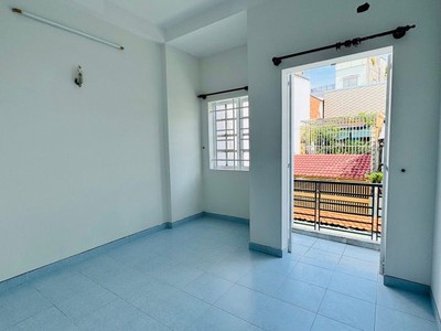 Giá tốt nhà 3 tầng dương bá trạc sổ chuẩn không quy hoạch 2