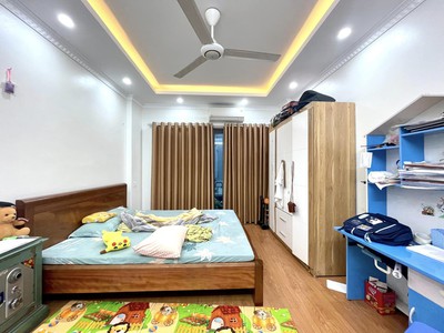 Bán nhà hào nam 32m 4 tầng mặt tiền 3,5m giá chào 8 tỷ 1