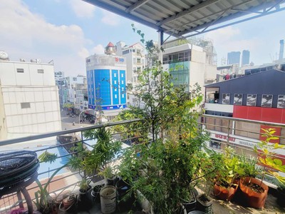 Nhà mt đường nguyễn đình chiểu phường 1 quận 3 cũ. 4