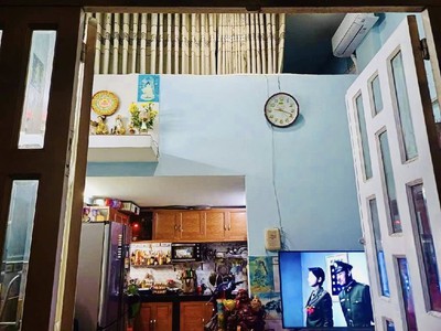 Lê thúc hoạch   góc 2 mặt tiền   hẻm ô tô tránh   50m   nhà đẹp 2 tầng   7pn chỉ 7.1 2